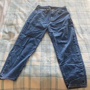 High Waisted Loose Mom Jeans